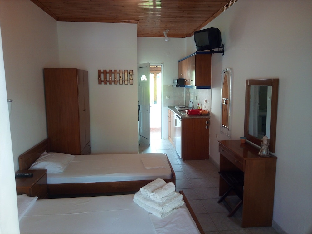 Apartment, Ground Floor photo 1