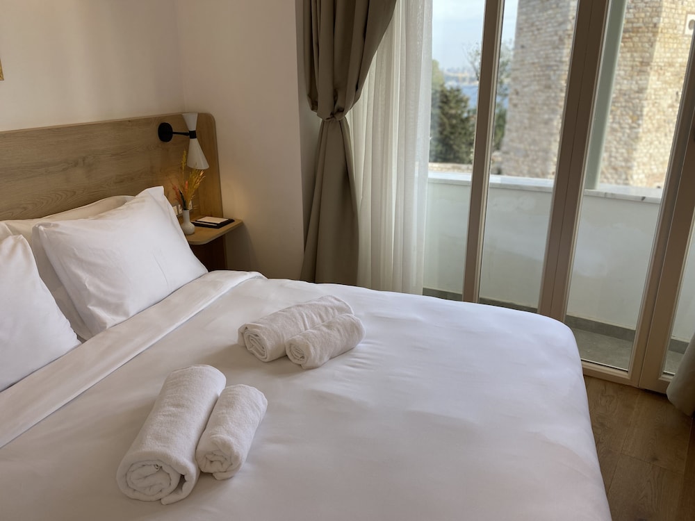 Superior Room with City View photo 1