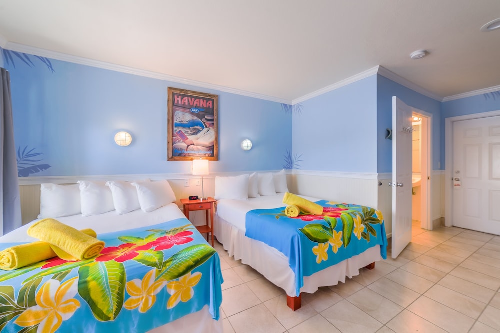 Deluxe Double Room, 2 Double Beds, Courtyard Area