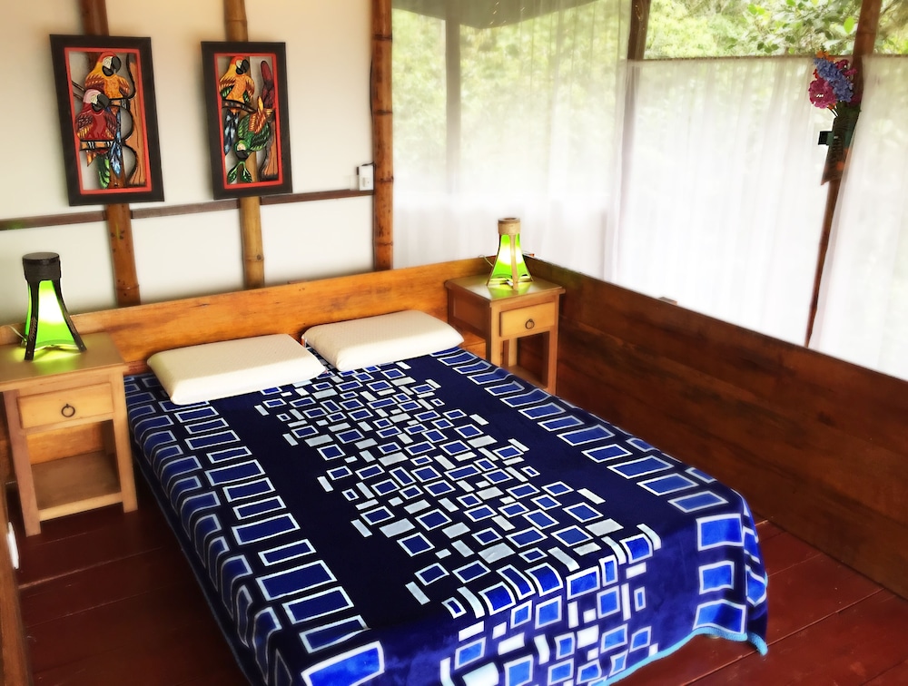 Basic Cabin photo 1