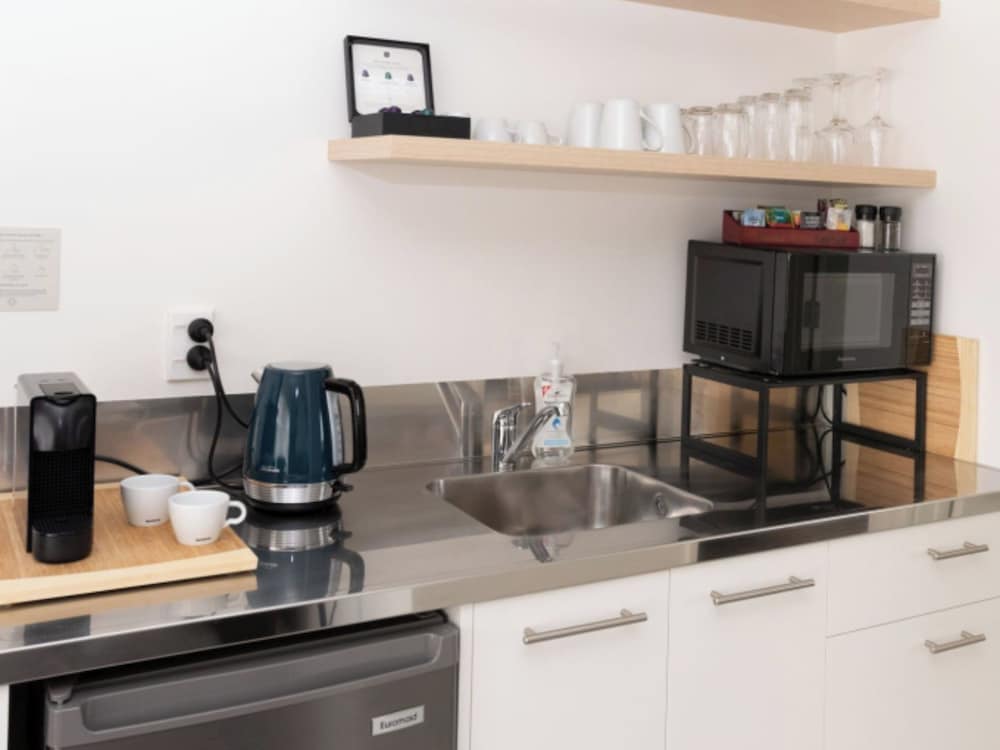 1 Bedroom Apartment - Photo 4