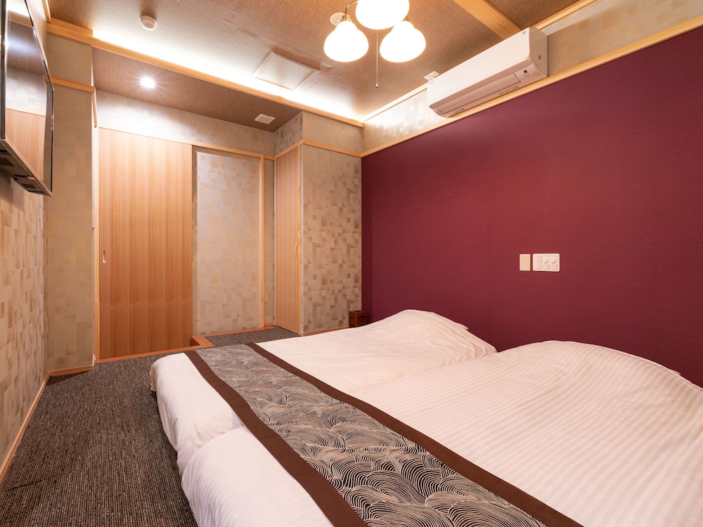 Guest room with a new half-open-air bath [Akadake] - non-smoking room photo 3