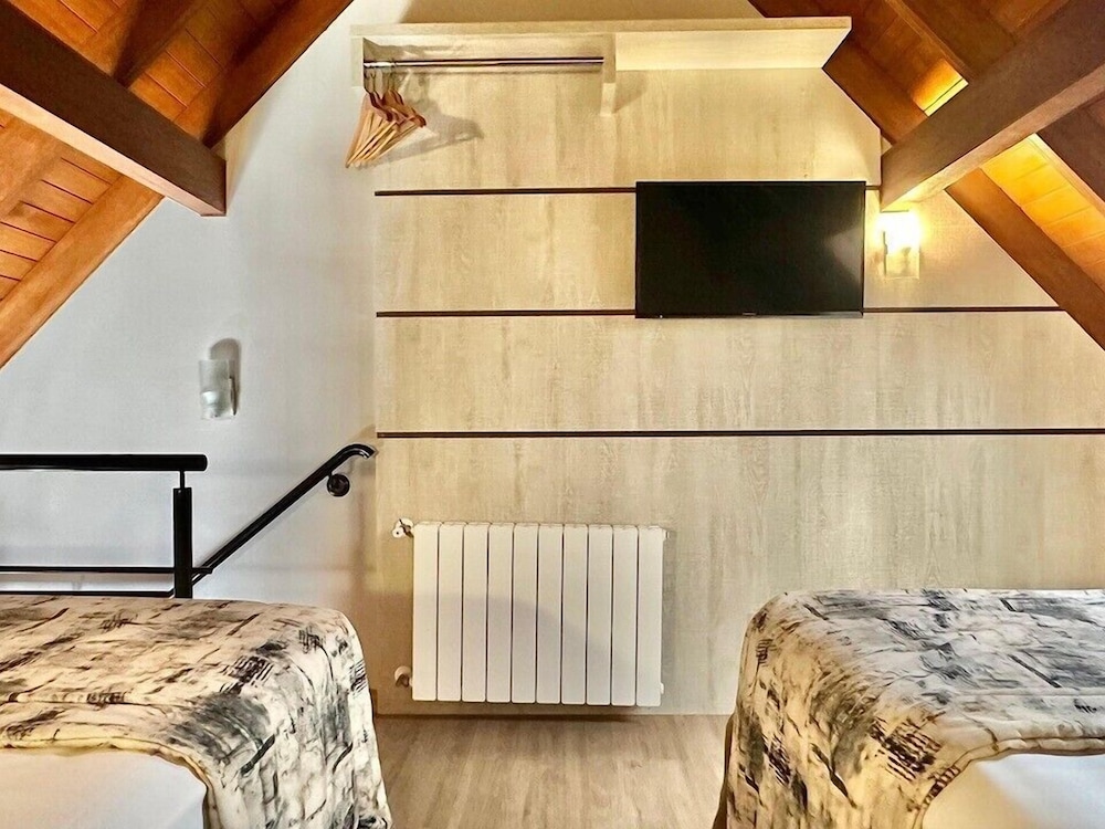 Family Room photo 3