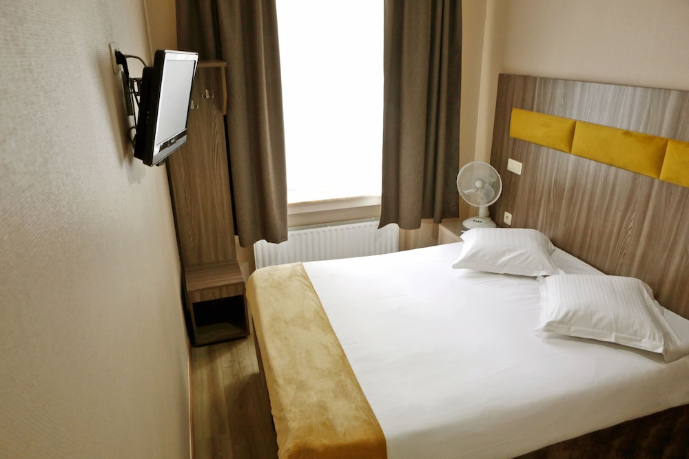 Economy Double Room - Photo 1