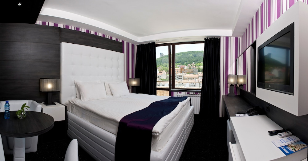 Executive Double Room - Photo 1