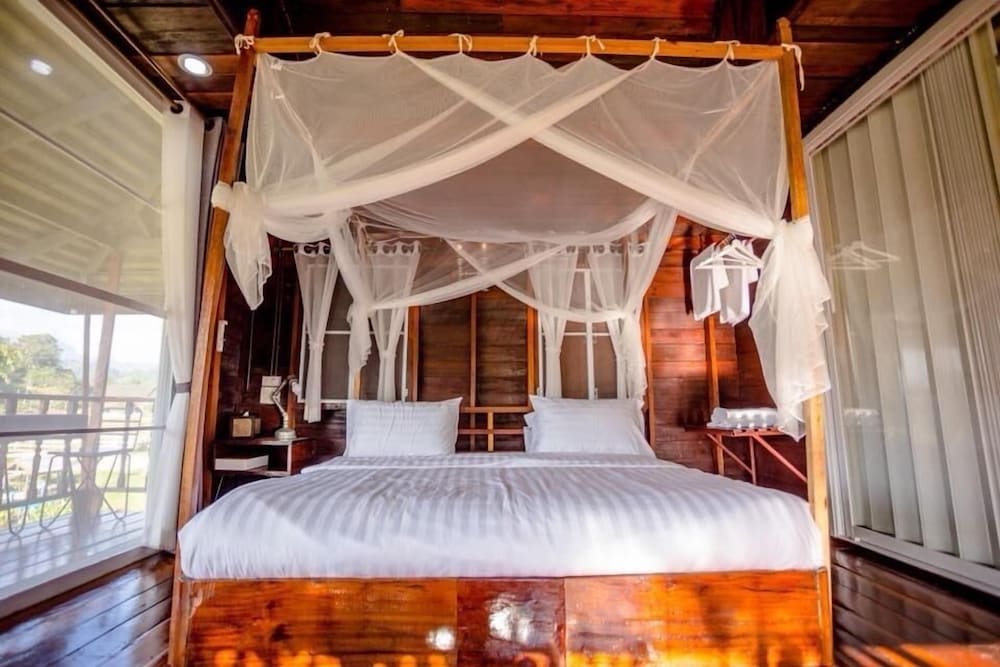 Deluxe Suite Room (Phusawan)