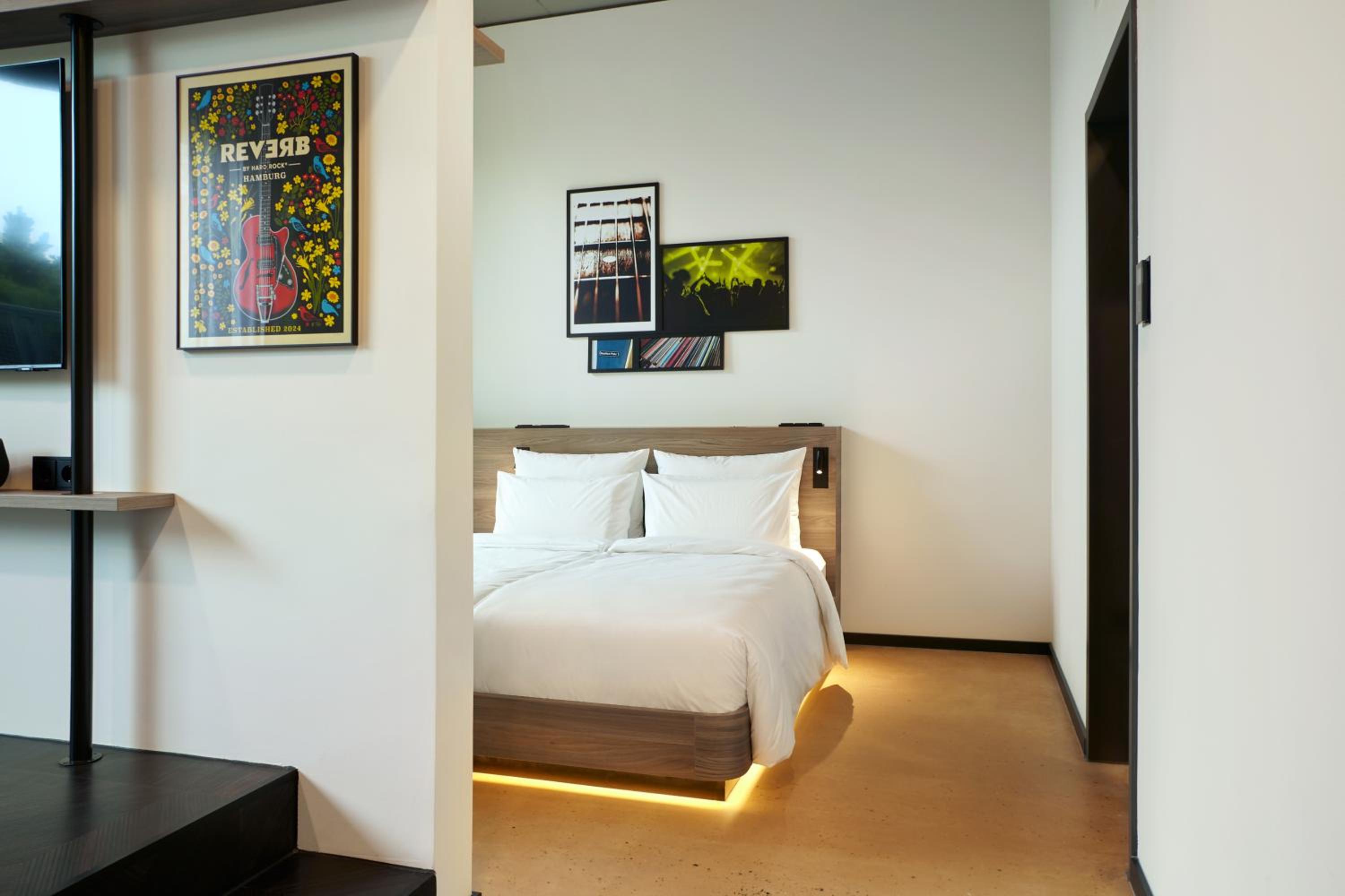 Suite with City View