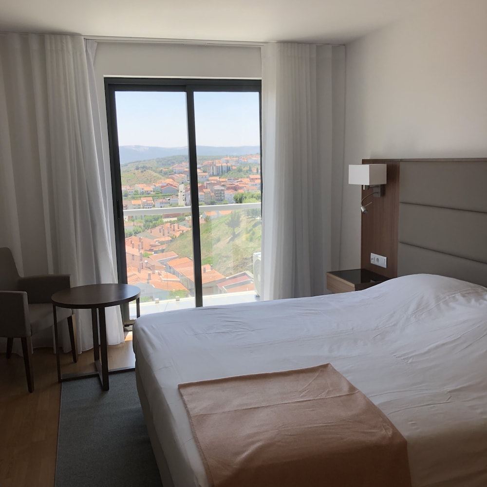 Double Room - Photo 11
