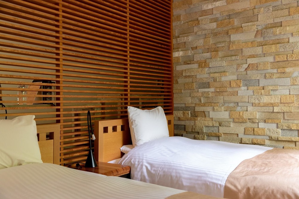 Shoseki Room