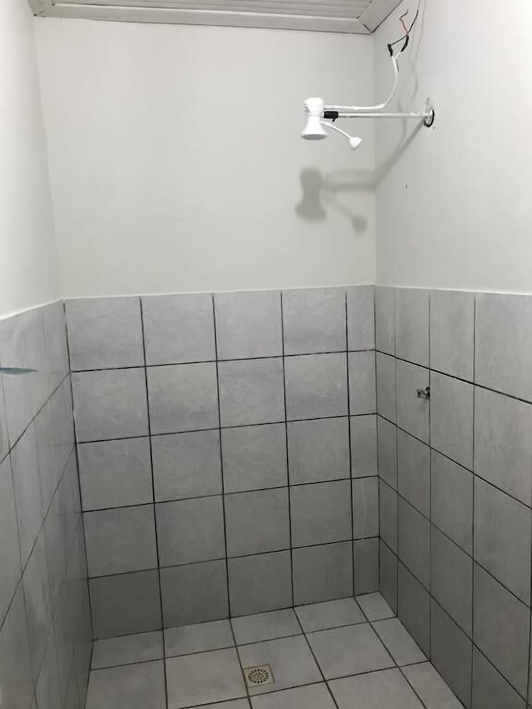 Basic Triple Room photo 2