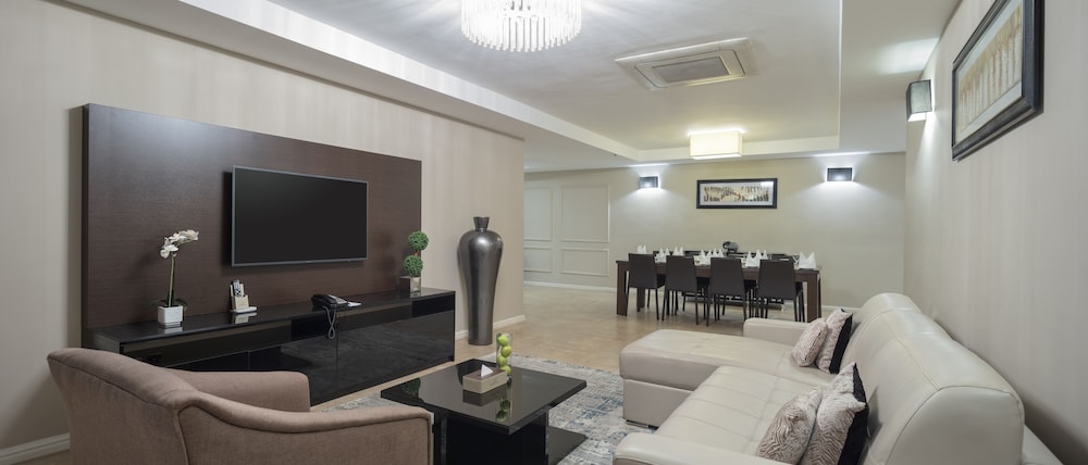 Deluxe Suite, 2 Bedrooms