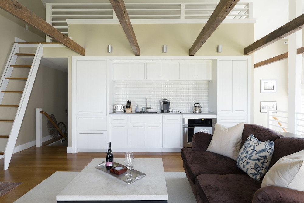 Luxury Cottage, 1 Bedroom, Hermit Crab photo 2