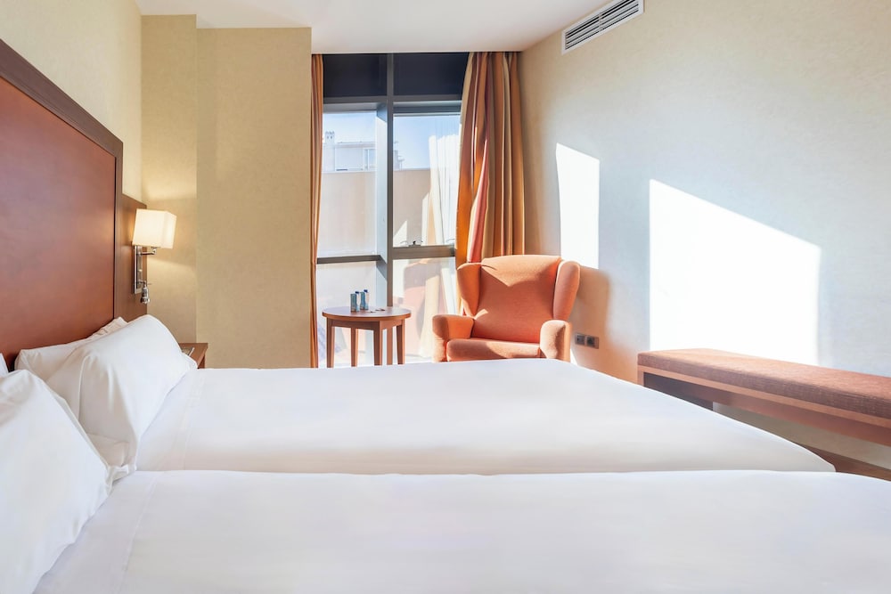 Quadruple Room - Photo 1