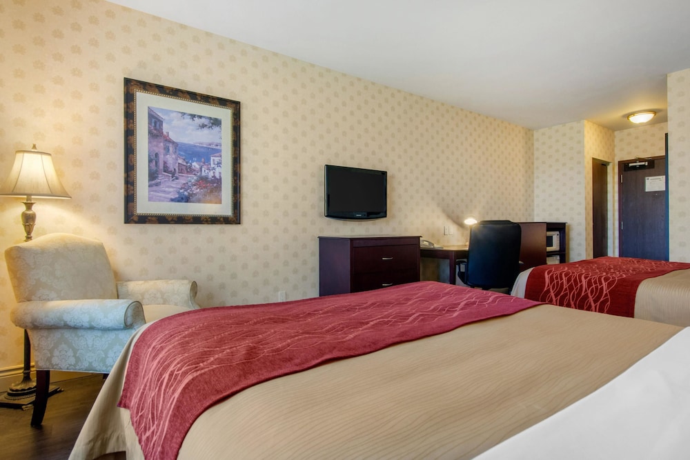 Standard Room, 2 Queen Beds, Non Smoking - Photo 3