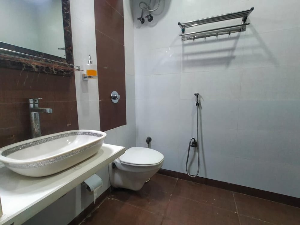 Executive Room - Photo 3