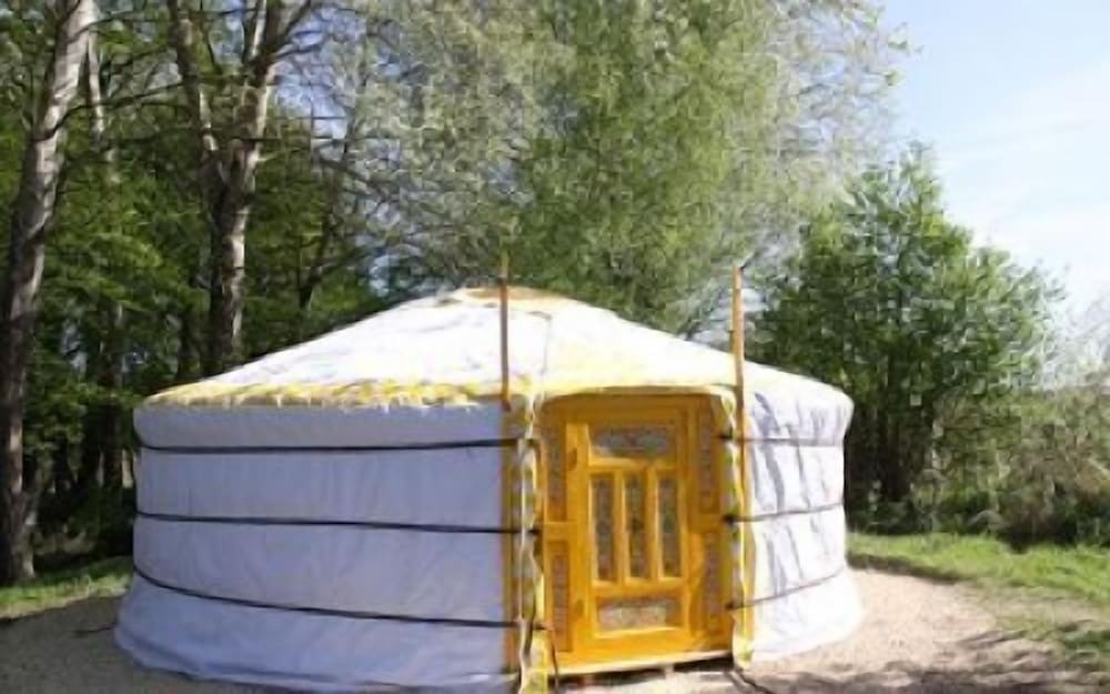 Tent (Yurt) photo 2