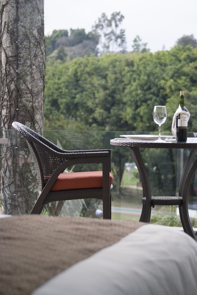 Suite, Balcony - Photo 2