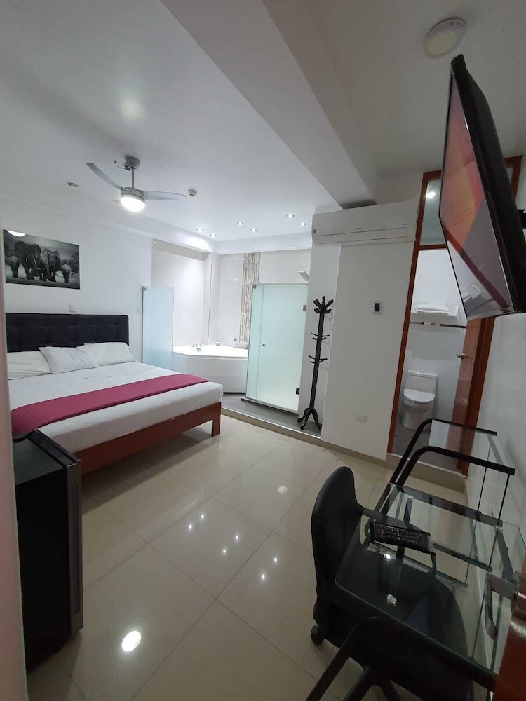 Exclusive Studio Suite