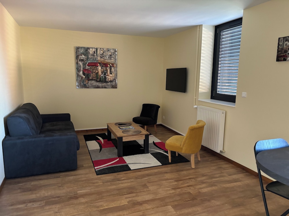Design Apartment, 1 Double Bed with Sofa bed, Non Smoking, Garden View photo 3