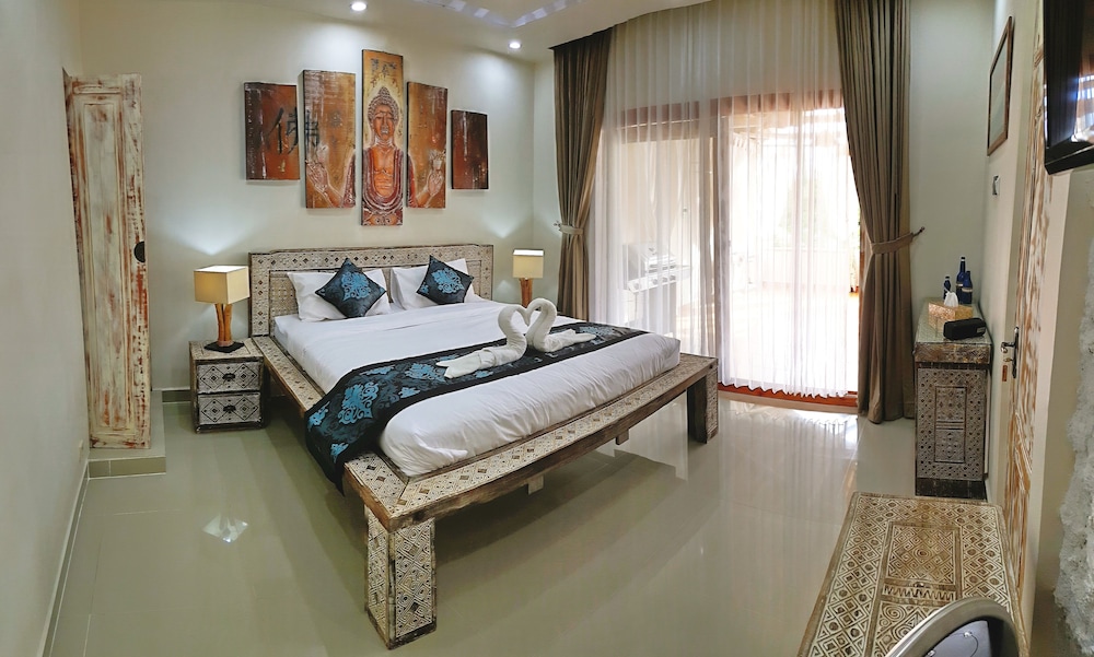 Luxury Villa, 3 Bedrooms, Private Pool photo 2