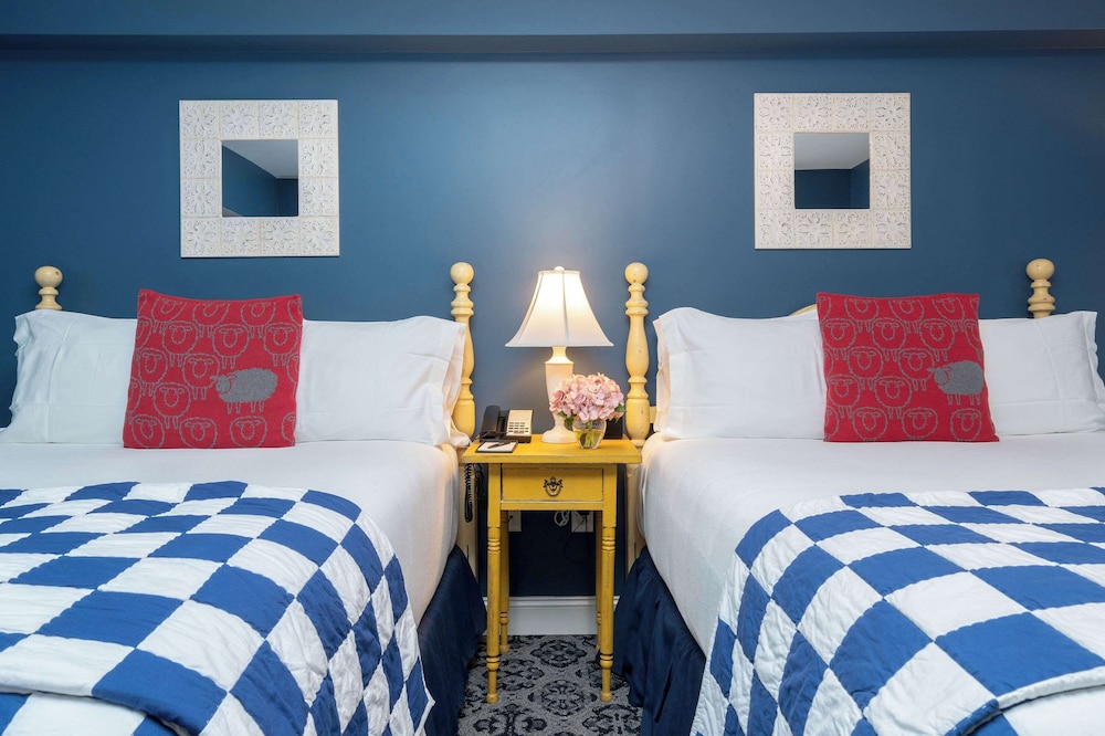 Superior Room, 2 Queen Beds - Photo 1