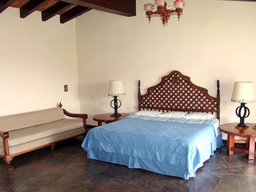 Standard Room photo 2