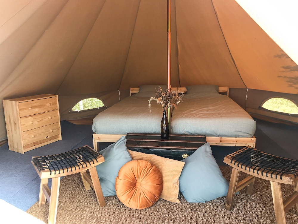 Romantic Tent photo 3