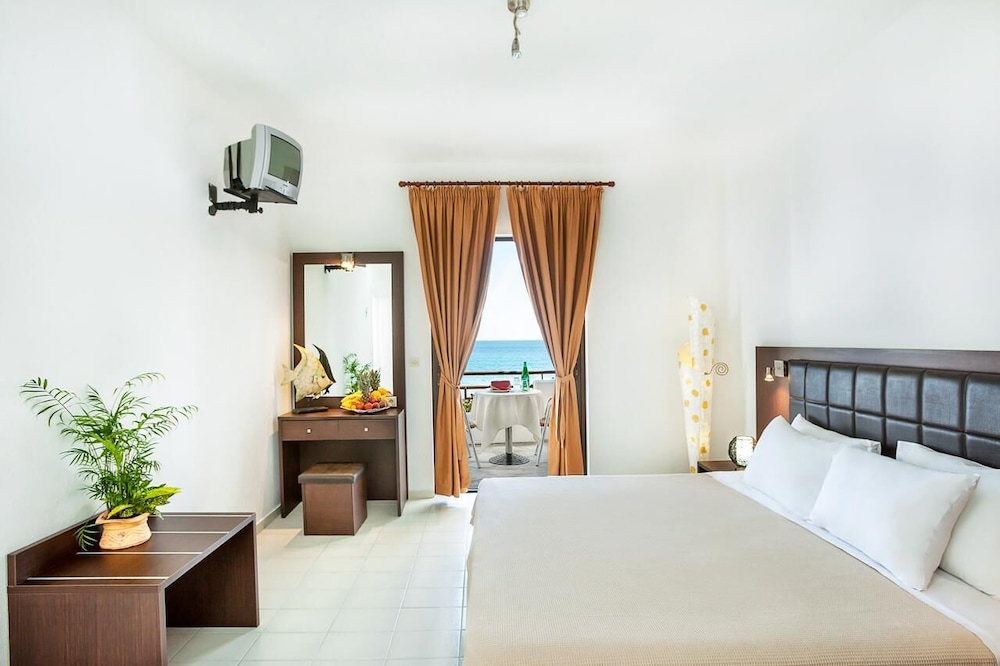 Standard Double Room, Sea View photo 1