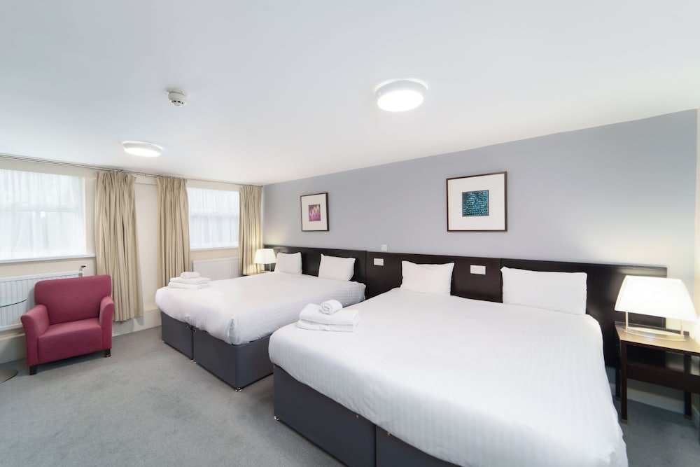 Family Quadruple Room, Multiple Beds photo 3