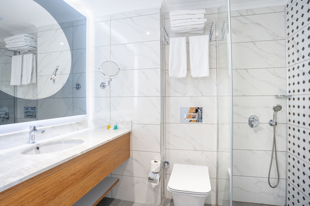 Deluxe Double Room, 1 Double Bed, River View photo 2