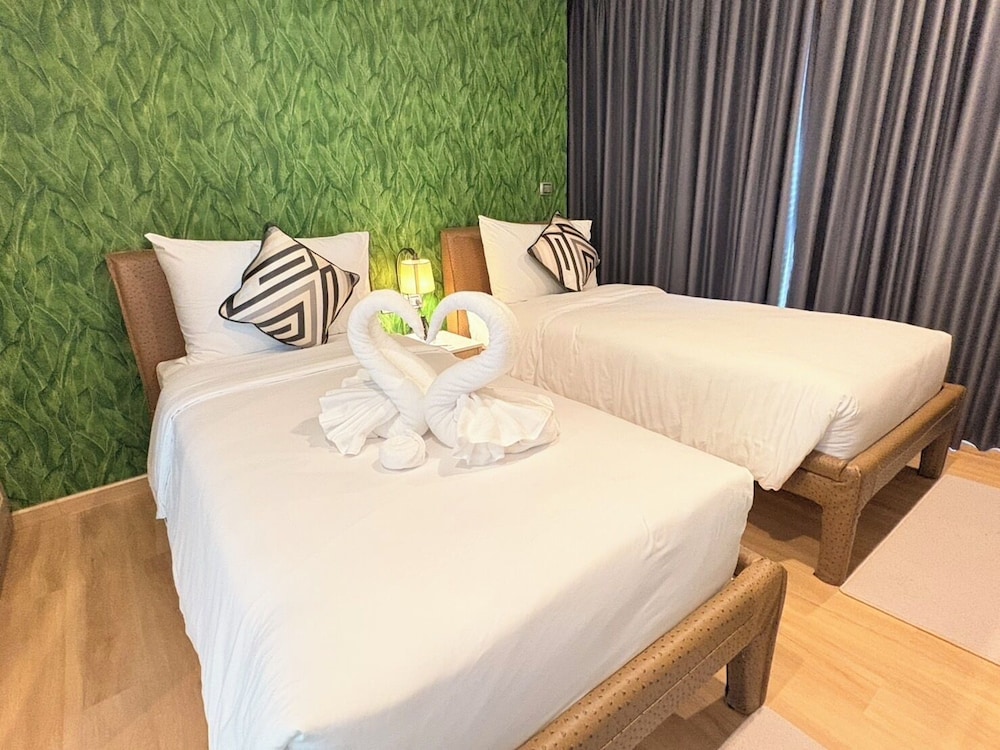 Deluxe Twin Room, 2 Twin Beds - Photo 1