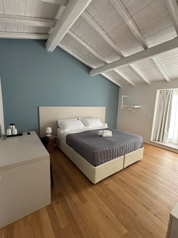 Exclusive Double or Twin Room, Courtyard View