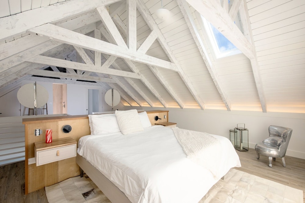 House, 2 Bedrooms
