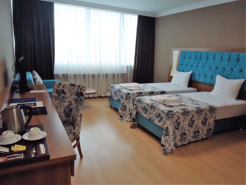 Standard Room, 1 Bedroom, Hill View photo 1