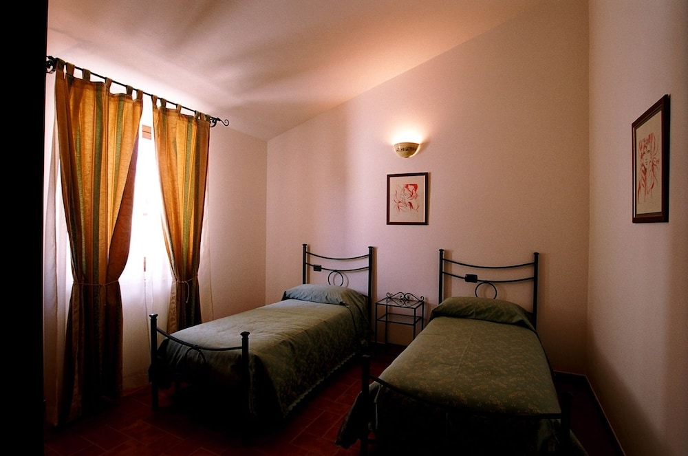 Apartment, 2 Bedrooms photo 3
