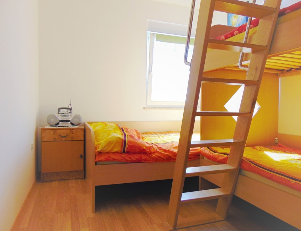 Apartment (A2 First Floor)