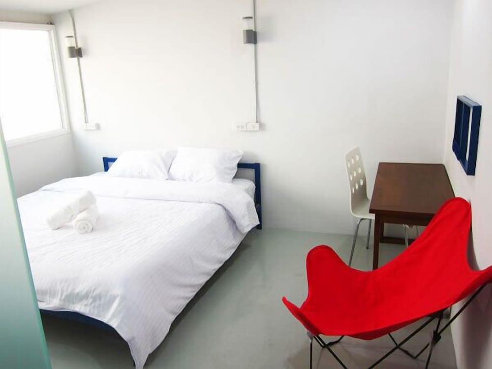 Double Bed en-suit photo 1