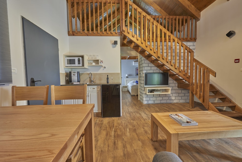 Deluxe Duplex photo 1