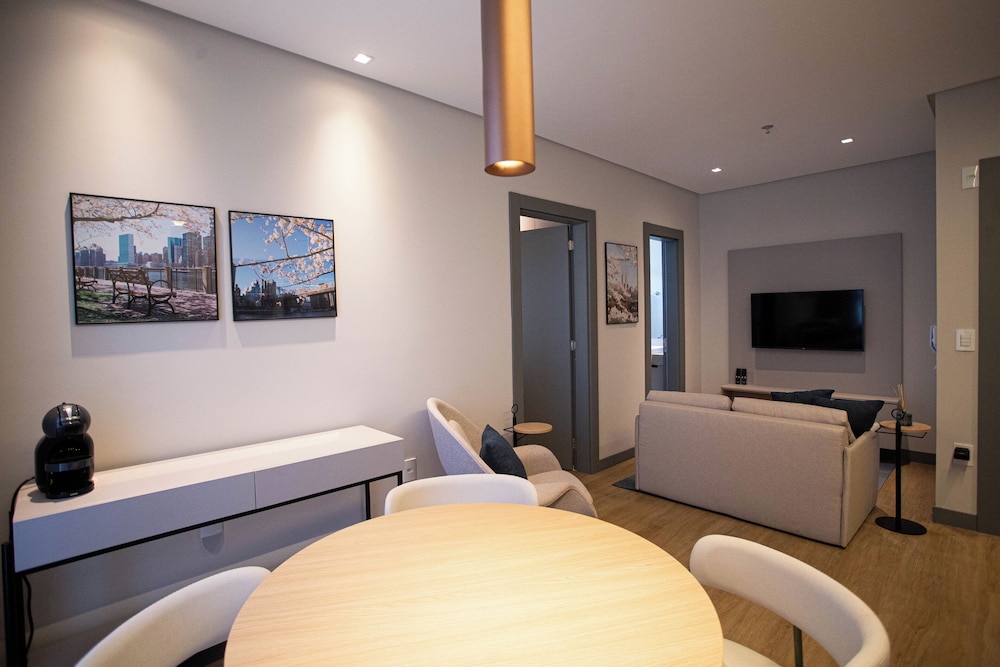 Deluxe Suite, 1 Bedroom photo 2