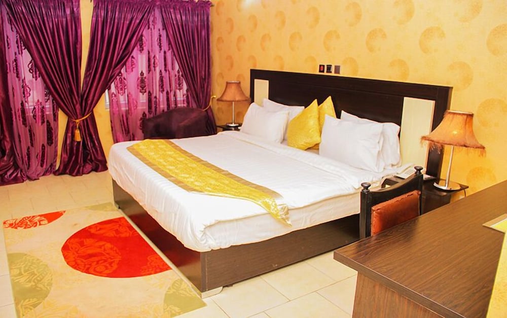 Standard Room - Photo 1