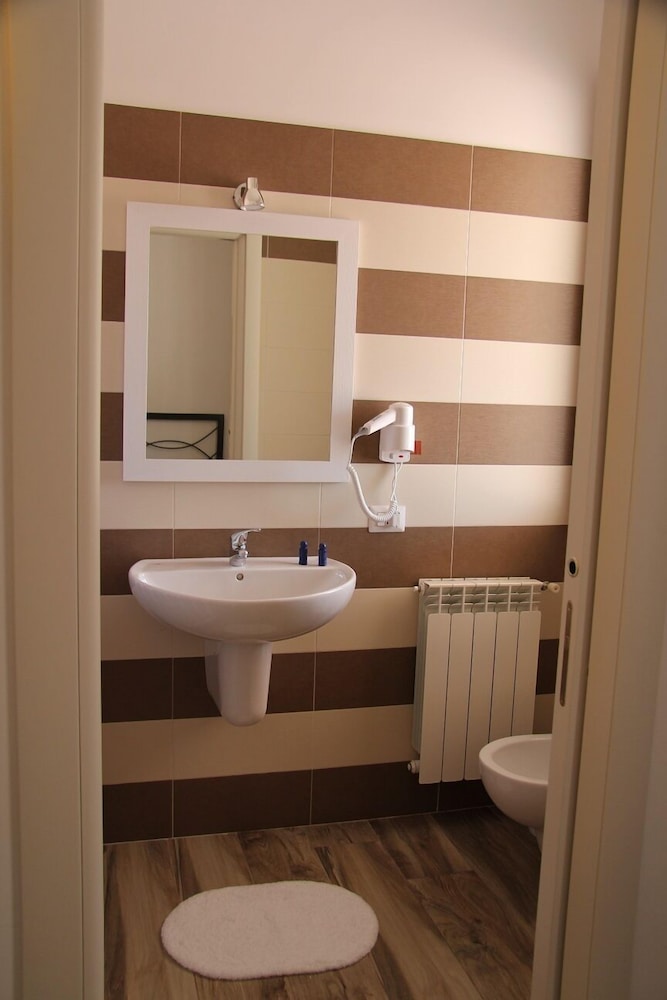 Double Or Twin Room photo 2