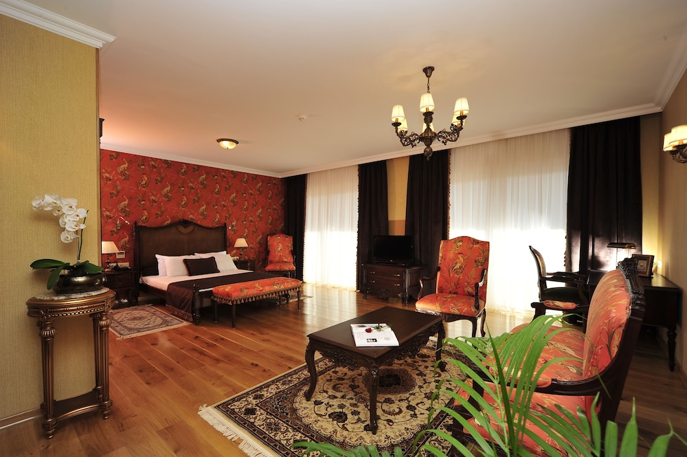 Junior Double Room