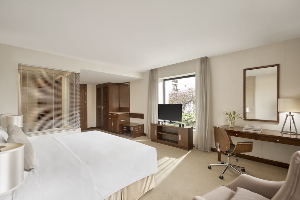 Lounge Premium Room with Garden View photo 3