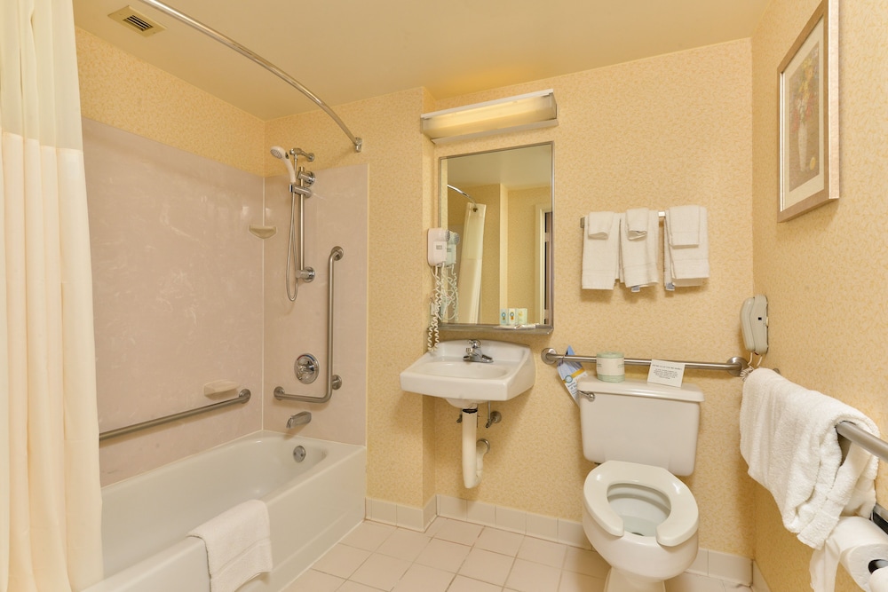 Room, 2 Double Beds, Smoking - Photo 14