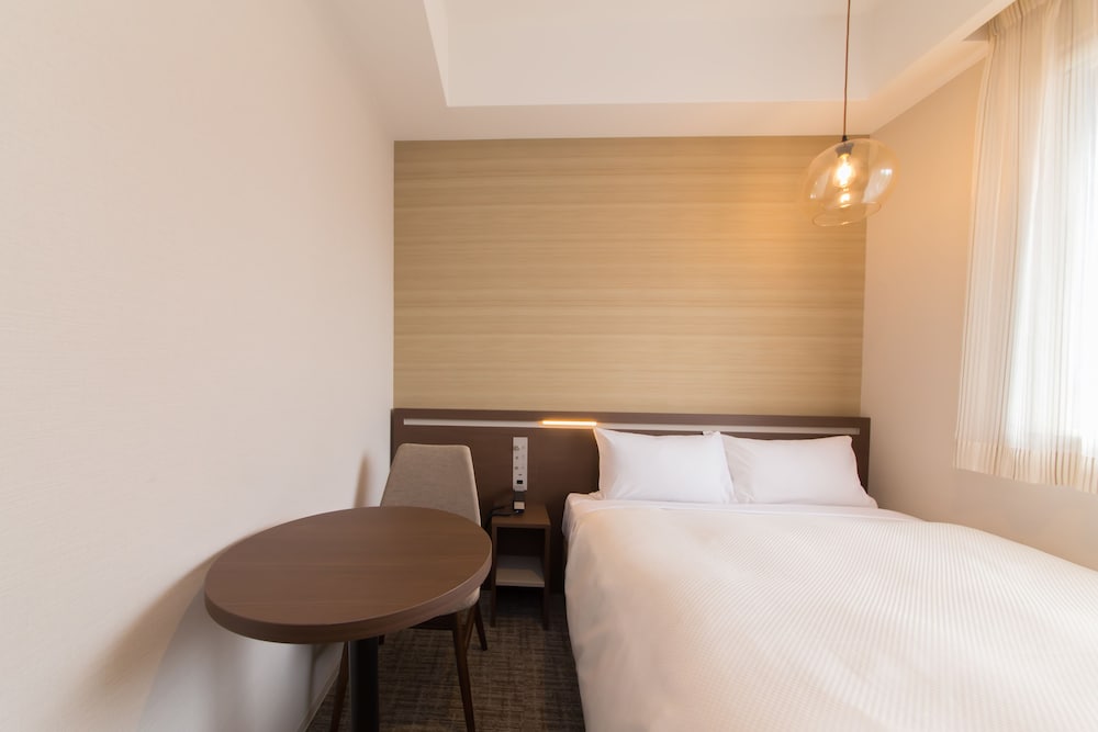 Semi Double Room
