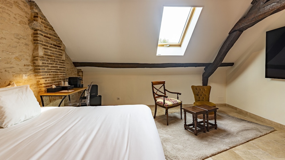 Junior Room
