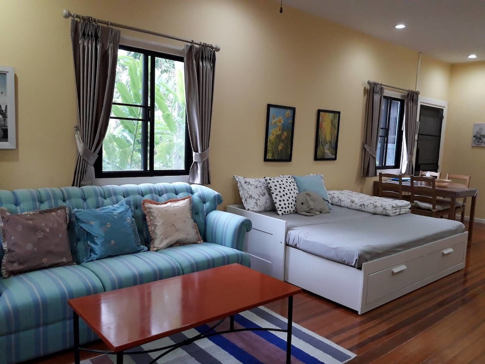 Family Villa, 2 Bedrooms, Garden View, Poolside photo 3