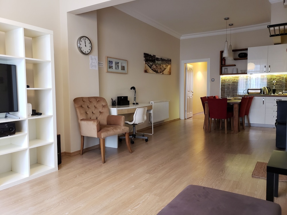 Comfort Apartment photo 1