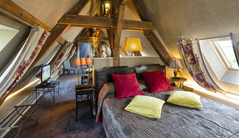 Royal Suite (avec Baignoire Spa) photo 1
