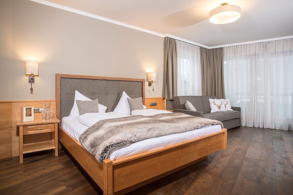 Suite, Lake View photo 1